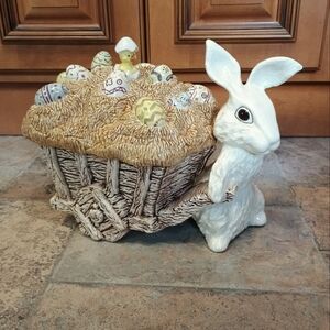 Vintage Ceramic Bunny With Egg Cart Nowell's Mold